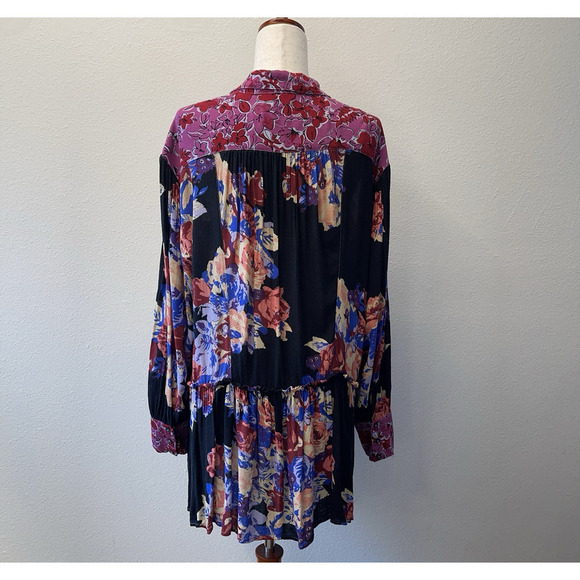 Free People Tunic Top Womens Size M Black Floral Brunch A Bunch Oversized Flowy - Picture 2 of 8